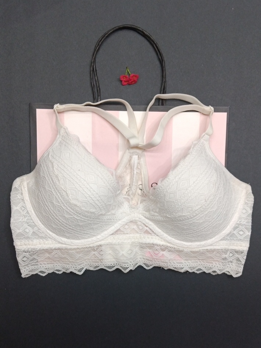 PINK Victoria's Secret Cream Lace Racerback Bra SizeM